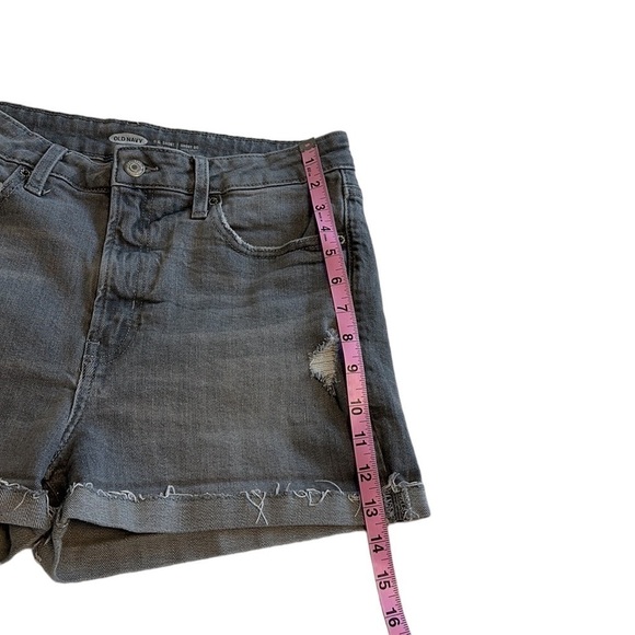 Old Navy Grey High Rise OG Denim Shorts - Size 10 - Picture 6 of 8